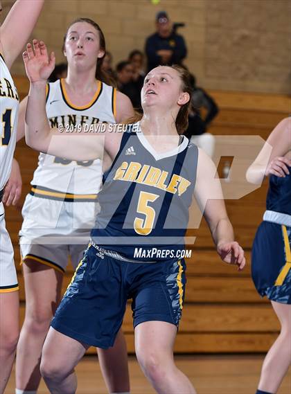 Thumbnail 3 in Gridley vs. Nevada Union (Chavez Christmas Classic) photogallery.
