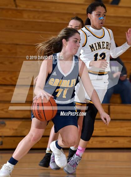 Thumbnail 1 in Gridley vs. Nevada Union (Chavez Christmas Classic) photogallery.