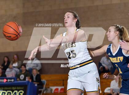Thumbnail 1 in Gridley vs. Nevada Union (Chavez Christmas Classic) photogallery.