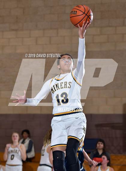 Thumbnail 1 in Gridley vs. Nevada Union (Chavez Christmas Classic) photogallery.