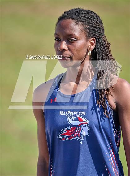 Thumbnail 3 in UIL 6A Track & Field Area 21&22 (300 Hurdles) photogallery.