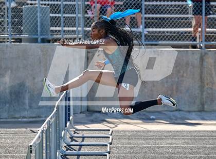 Thumbnail 1 in UIL 6A Track & Field Area 21&22 (300 Hurdles) photogallery.