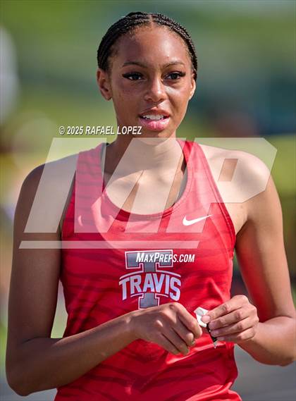 Thumbnail 1 in UIL 6A Track & Field Area 21&22 (300 Hurdles) photogallery.