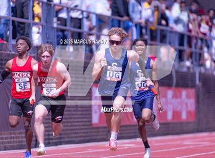 Thumbnail 1 in Penn Relays (4 X 100 Meter) photogallery.