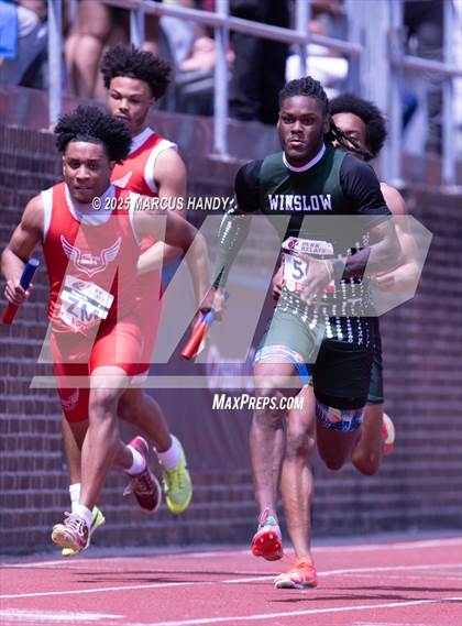 Thumbnail 1 in Penn Relays (4 X 100 Meter) photogallery.