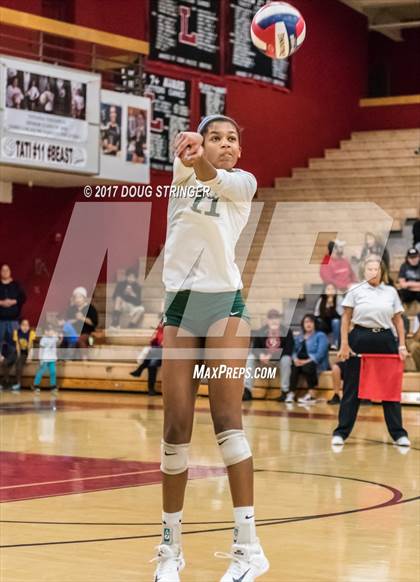 Thumbnail 3 in Sacred Heart Cathedral Preparatory @ James Logan (CIF NorCal Regional D1 Final) photogallery.