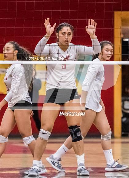 Thumbnail 2 in Sacred Heart Cathedral Preparatory @ James Logan (CIF NorCal Regional D1 Final) photogallery.