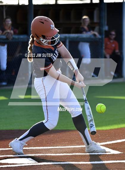 Thumbnail 2 in Caldwell vs Rockdale photogallery.