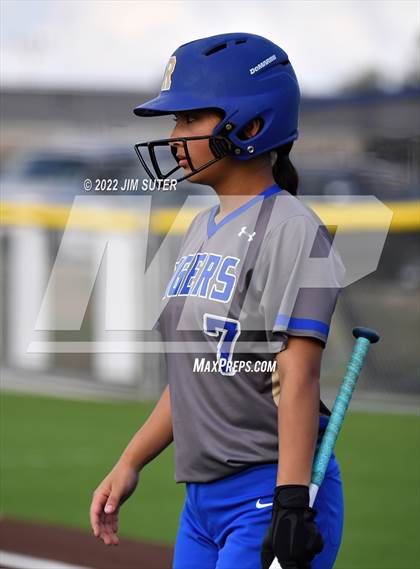 Thumbnail 3 in Caldwell vs Rockdale photogallery.