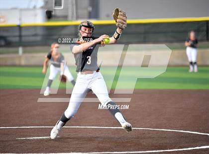Thumbnail 2 in Caldwell vs Rockdale photogallery.