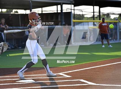 Thumbnail 3 in Caldwell vs Rockdale photogallery.