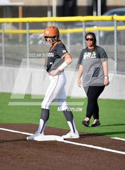 Thumbnail 2 in Caldwell vs Rockdale photogallery.