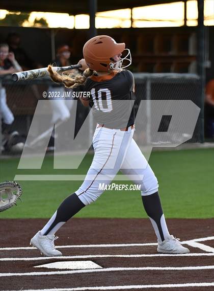 Thumbnail 3 in Caldwell vs Rockdale photogallery.