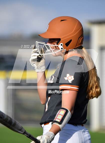 Thumbnail 3 in Caldwell vs Rockdale photogallery.