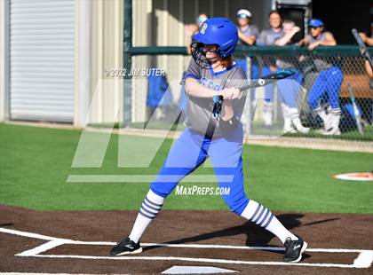 Thumbnail 3 in Caldwell vs Rockdale photogallery.