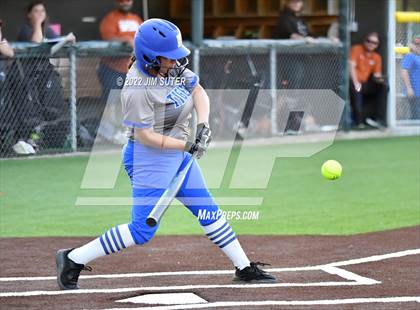 Thumbnail 2 in Caldwell vs Rockdale photogallery.