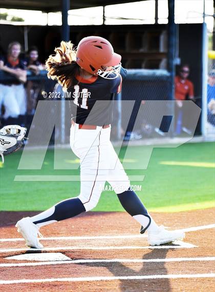 Thumbnail 2 in Caldwell vs Rockdale photogallery.