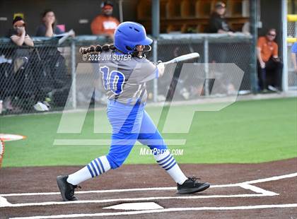 Thumbnail 3 in Caldwell vs Rockdale photogallery.