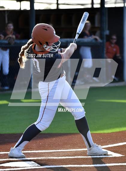 Thumbnail 3 in Caldwell vs Rockdale photogallery.