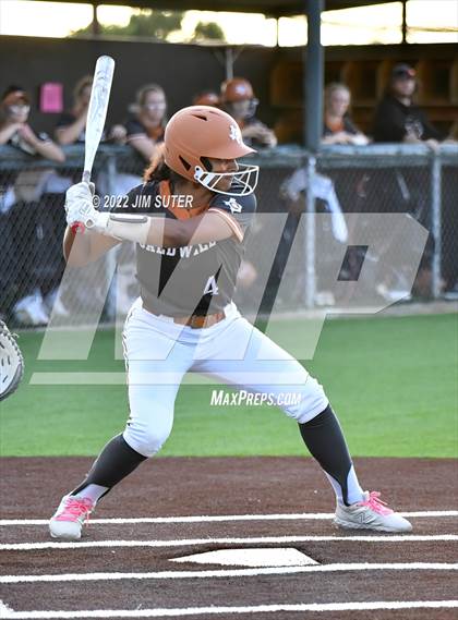 Thumbnail 2 in Caldwell vs Rockdale photogallery.