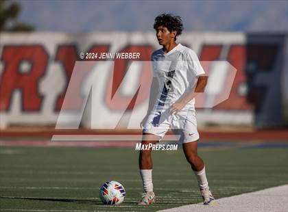 Thumbnail 1 in Hug vs. Palo Verde (NIAA 5A Semifinal) photogallery.