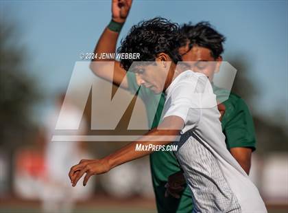 Thumbnail 3 in Hug vs. Palo Verde (NIAA 5A Semifinal) photogallery.