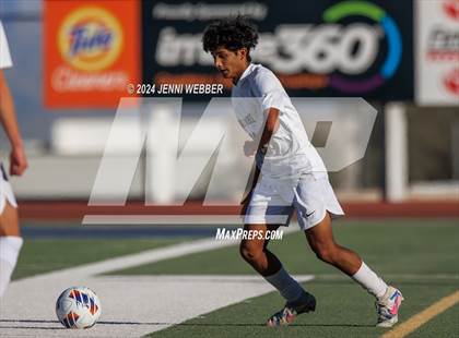 Thumbnail 2 in Hug vs. Palo Verde (NIAA 5A Semifinal) photogallery.