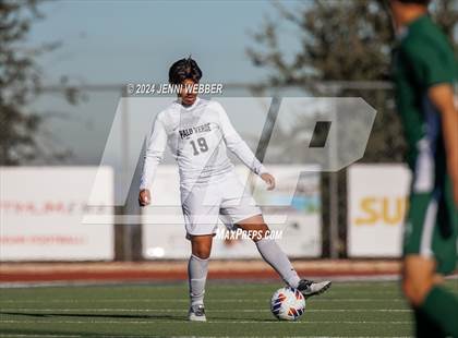 Thumbnail 2 in Hug vs. Palo Verde (NIAA 5A Semifinal) photogallery.