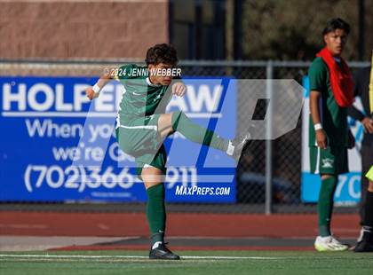 Thumbnail 2 in Hug vs. Palo Verde (NIAA 5A Semifinal) photogallery.