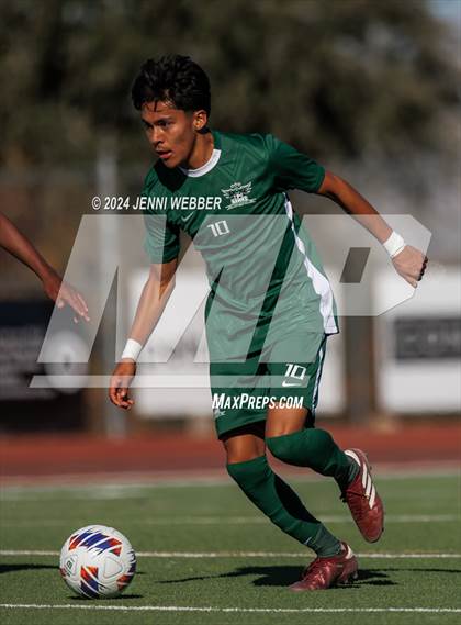 Thumbnail 3 in Hug vs. Palo Verde (NIAA 5A Semifinal) photogallery.