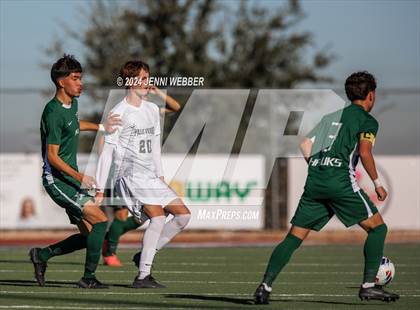 Thumbnail 3 in Hug vs. Palo Verde (NIAA 5A Semifinal) photogallery.