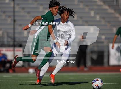 Thumbnail 1 in Hug vs. Palo Verde (NIAA 5A Semifinal) photogallery.