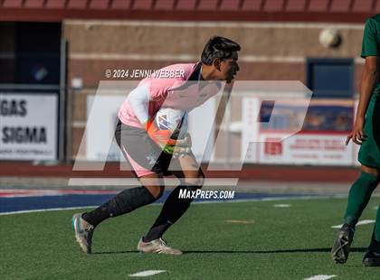 Thumbnail 3 in Hug vs. Palo Verde (NIAA 5A Semifinal) photogallery.