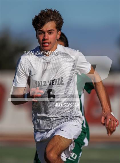 Thumbnail 3 in Hug vs. Palo Verde (NIAA 5A Semifinal) photogallery.