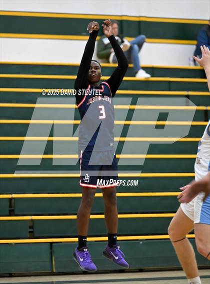 Thumbnail 1 in Justin-Siena vs. El Capitan (50th Jack Scott Tournament) photogallery.