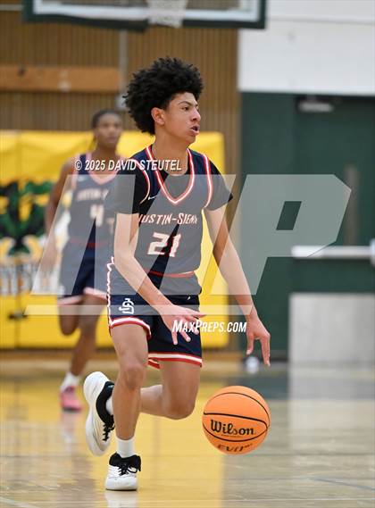 Thumbnail 3 in Justin-Siena vs. El Capitan (50th Jack Scott Tournament) photogallery.