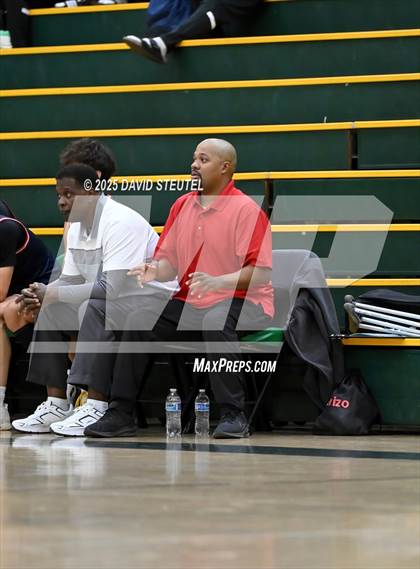 Thumbnail 2 in Justin-Siena vs. El Capitan (50th Jack Scott Tournament) photogallery.