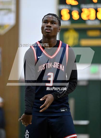 Thumbnail 2 in Justin-Siena vs. El Capitan (50th Jack Scott Tournament) photogallery.