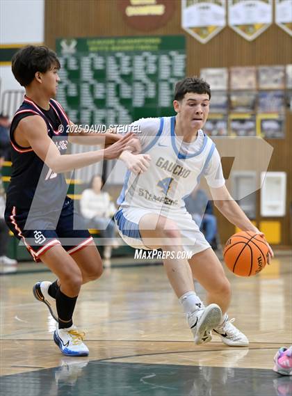 Thumbnail 2 in Justin-Siena vs. El Capitan (50th Jack Scott Tournament) photogallery.