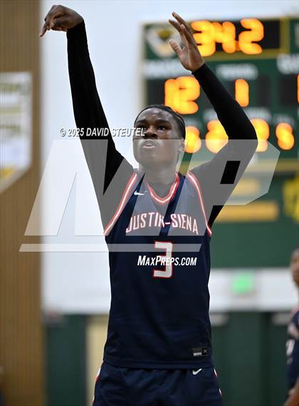 Thumbnail 1 in Justin-Siena vs. El Capitan (50th Jack Scott Tournament) photogallery.