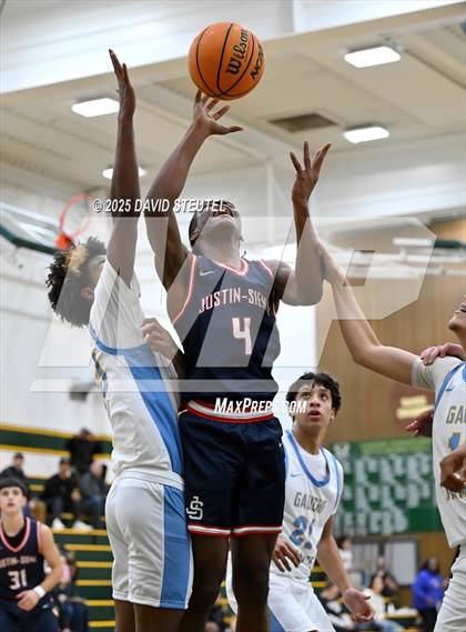 Thumbnail 1 in Justin-Siena vs. El Capitan (50th Jack Scott Tournament) photogallery.