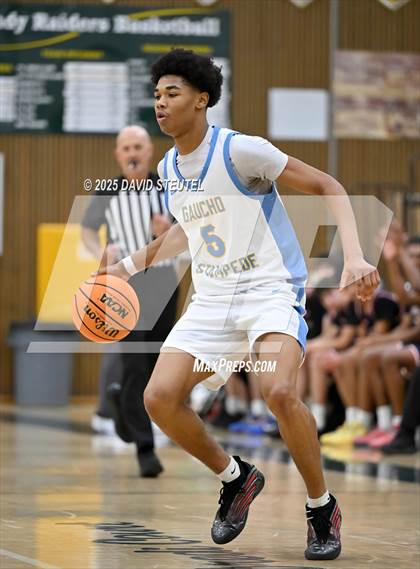 Thumbnail 2 in Justin-Siena vs. El Capitan (50th Jack Scott Tournament) photogallery.