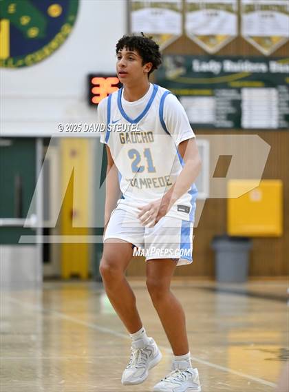 Thumbnail 3 in Justin-Siena vs. El Capitan (50th Jack Scott Tournament) photogallery.