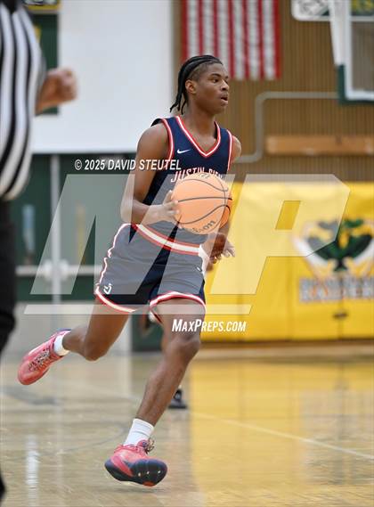 Thumbnail 3 in Justin-Siena vs. El Capitan (50th Jack Scott Tournament) photogallery.