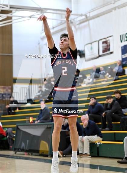 Thumbnail 2 in Justin-Siena vs. El Capitan (50th Jack Scott Tournament) photogallery.