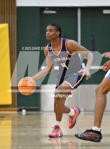 Thumbnail 3 in Justin-Siena vs. El Capitan (50th Jack Scott Tournament) photogallery.