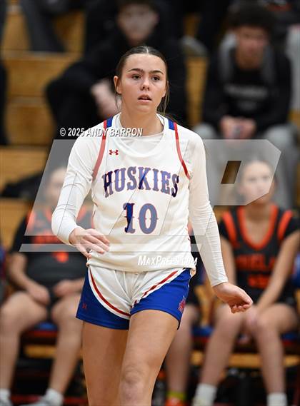 Thumbnail 3 in Douglas @ Reno photogallery.