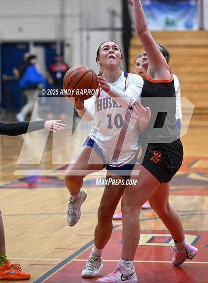 Thumbnail 3 in Douglas @ Reno photogallery.