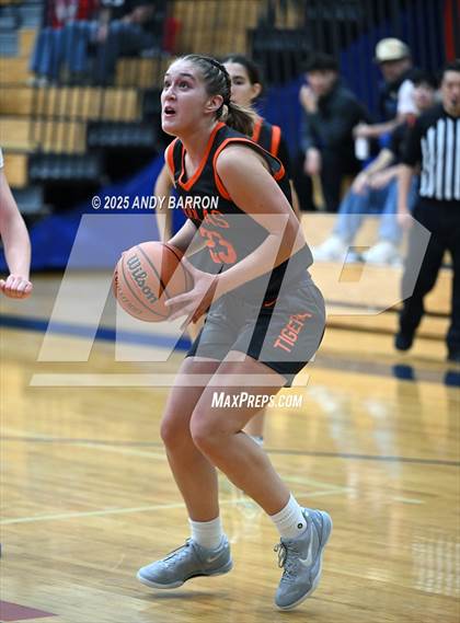 Thumbnail 3 in Douglas @ Reno photogallery.