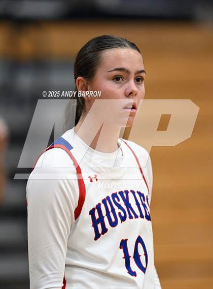 Thumbnail 3 in Douglas @ Reno photogallery.